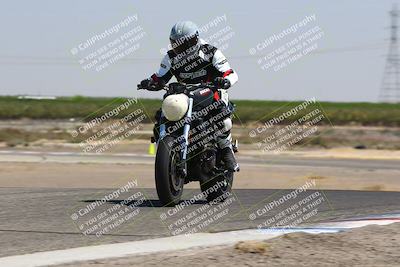 media/Sep-01-2025-Lets Ride (Mon) [[4370d11284]]/C Group/1240pm (Wheelie Bump)/